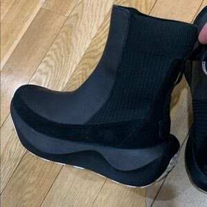 The North Face Halseigh KnotBlack Boots .Women